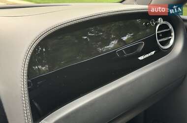 Седан Bentley Continental Flying Spur 2007 в 