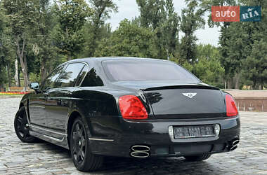 Седан Bentley Continental Flying Spur 2008 в 