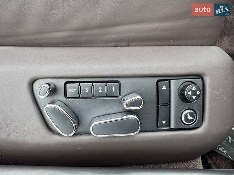 Седан Bentley Continental Flying Spur 2008 в Киеве
