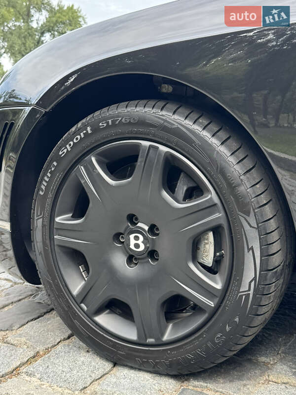 Седан Bentley Continental Flying Spur 2008 в Киеве