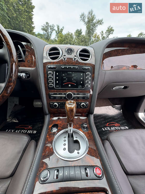 Седан Bentley Continental Flying Spur 2008 в Киеве