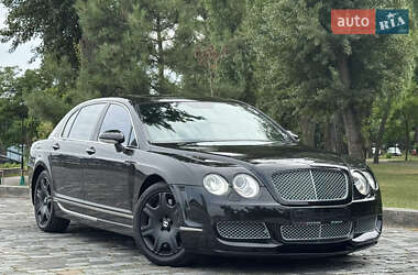 Седан Bentley Continental Flying Spur 2008 в 