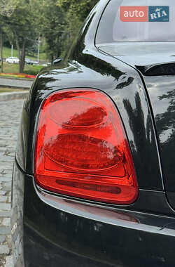 Седан Bentley Continental Flying Spur 2008 в 