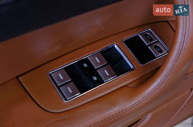 Седан Bentley Continental Flying Spur 2007 в 