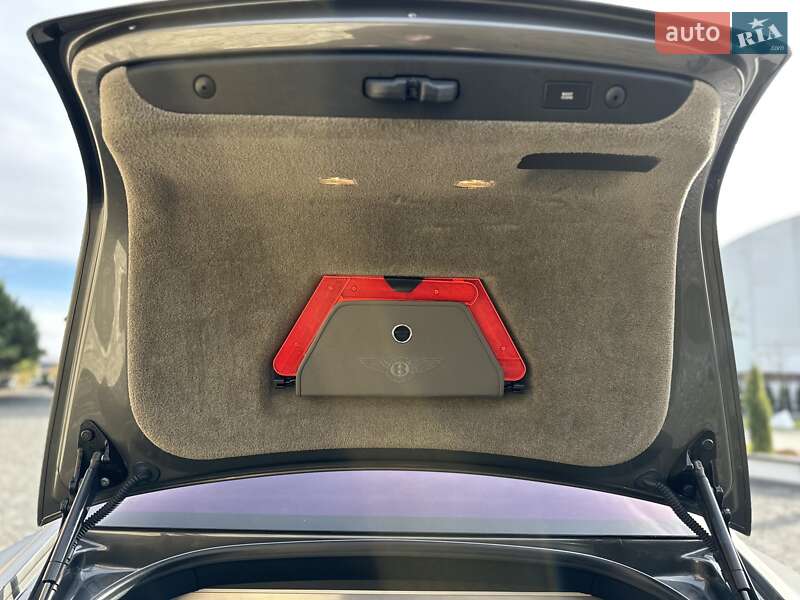 Седан Bentley Continental Flying Spur 2008 в Рівному