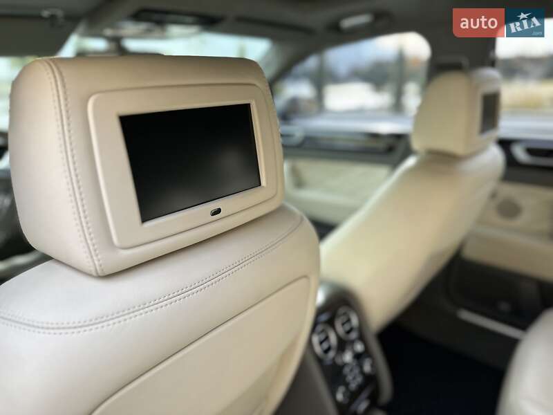 Седан Bentley Continental Flying Spur 2008 в Рівному