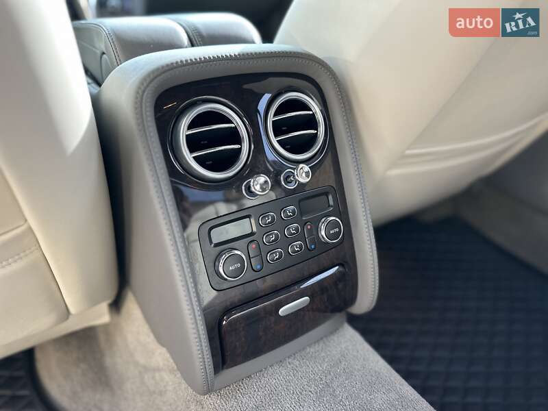 Седан Bentley Continental Flying Spur 2008 в Рівному