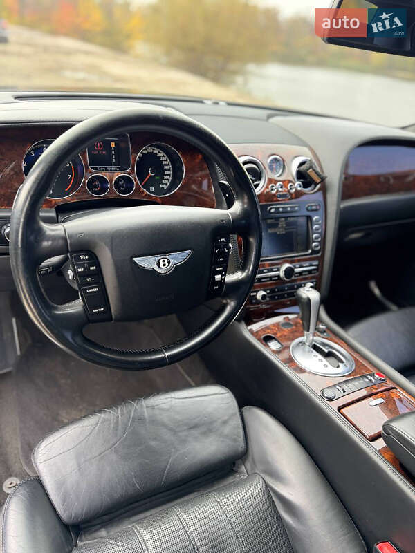 Седан Bentley Continental Flying Spur 2006 в Киеве фото 12 Седан Bentley Continental Flying Spur 2006 в Киеве
