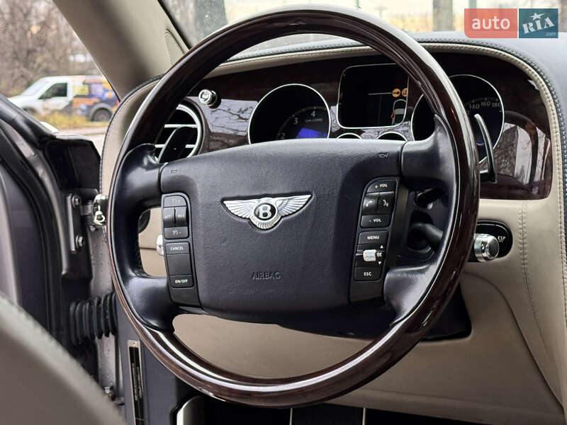 Седан Bentley Continental Flying Spur 2006 в Києві фото 30 Седан Bentley Continental Flying Spur 2006 в Києві