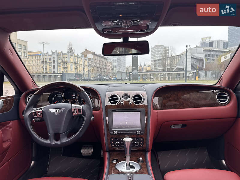 Седан Bentley Continental Flying Spur 2012 в Києві