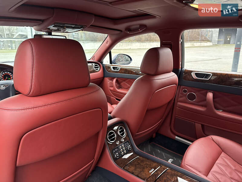 Седан Bentley Continental Flying Spur 2012 в Києві