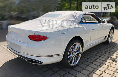 Кабриолет Bentley Continental GT 2019 в Киеве