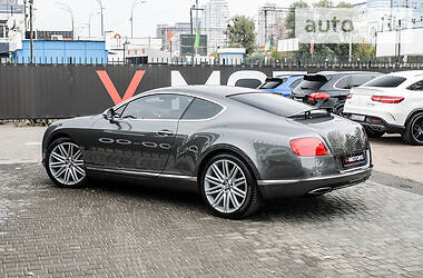 Купе Bentley Continental GT 2012 в Києві
