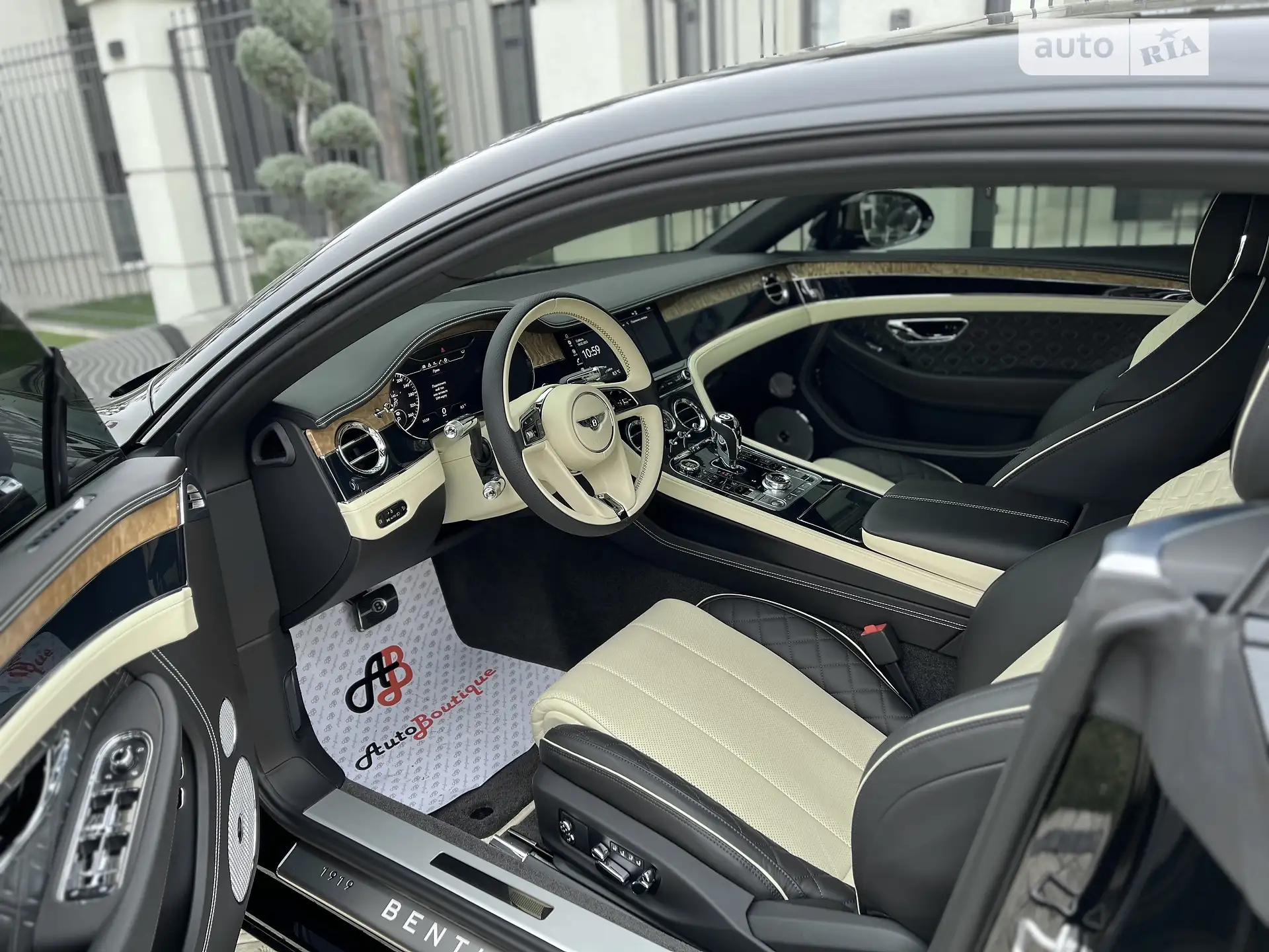 2019 Bentley Continental - мініатюра 39