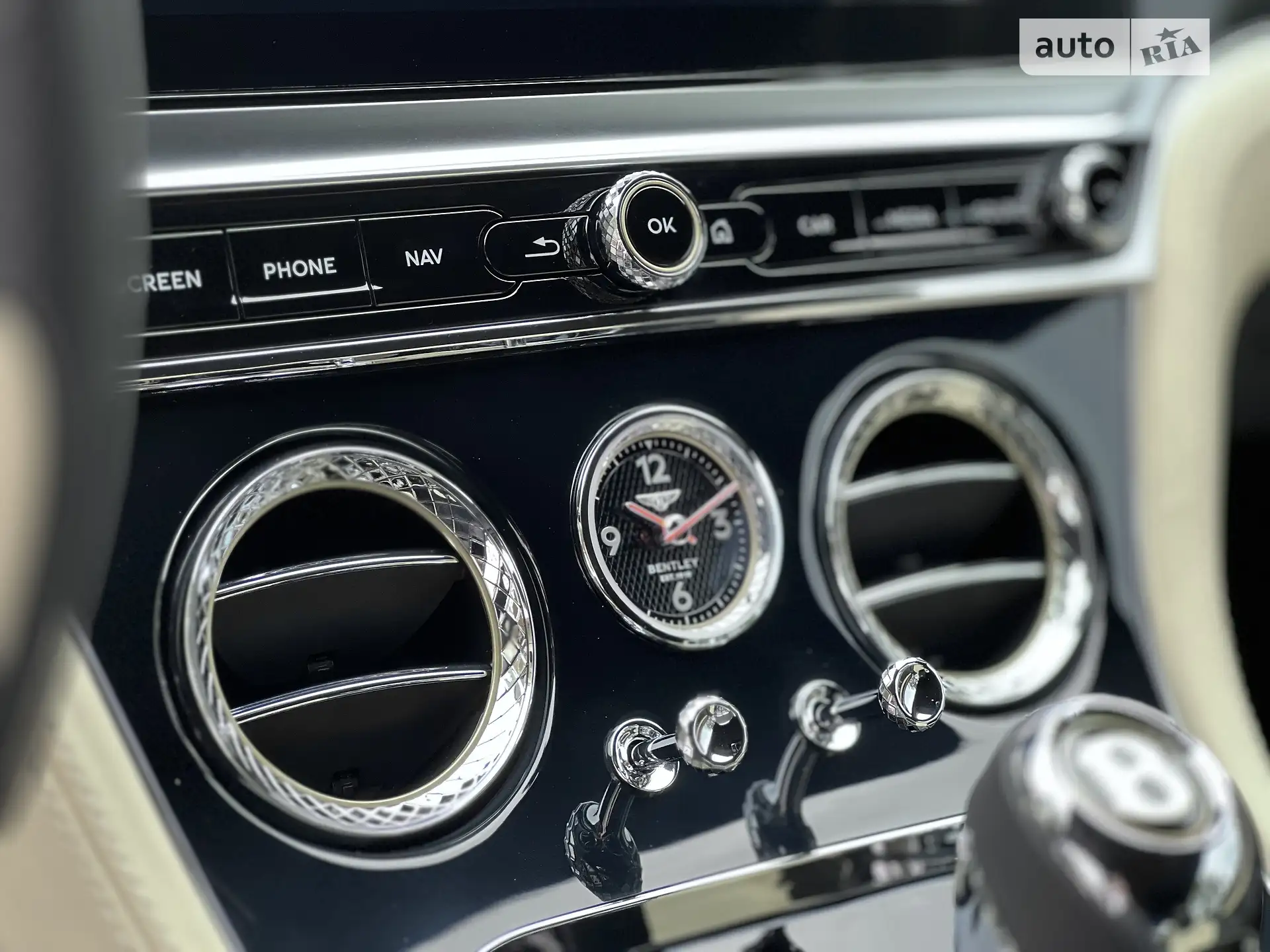 2019 Bentley Continental - мініатюра 57