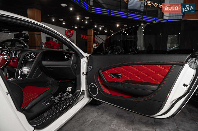 Купе Bentley Continental GT 2012 в Одесі