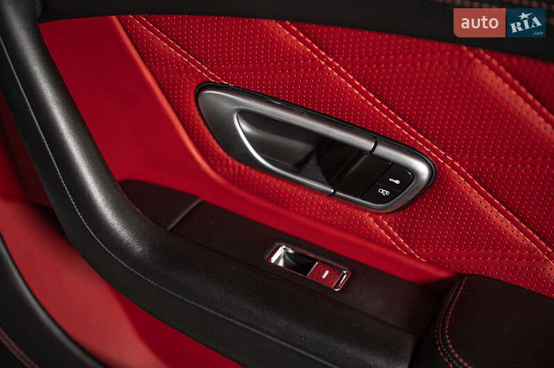Купе Bentley Continental GT 2012 в Одесі
