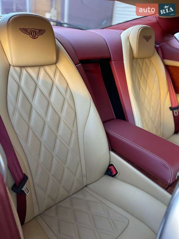Купе Bentley Continental GT 2012 в Киеве