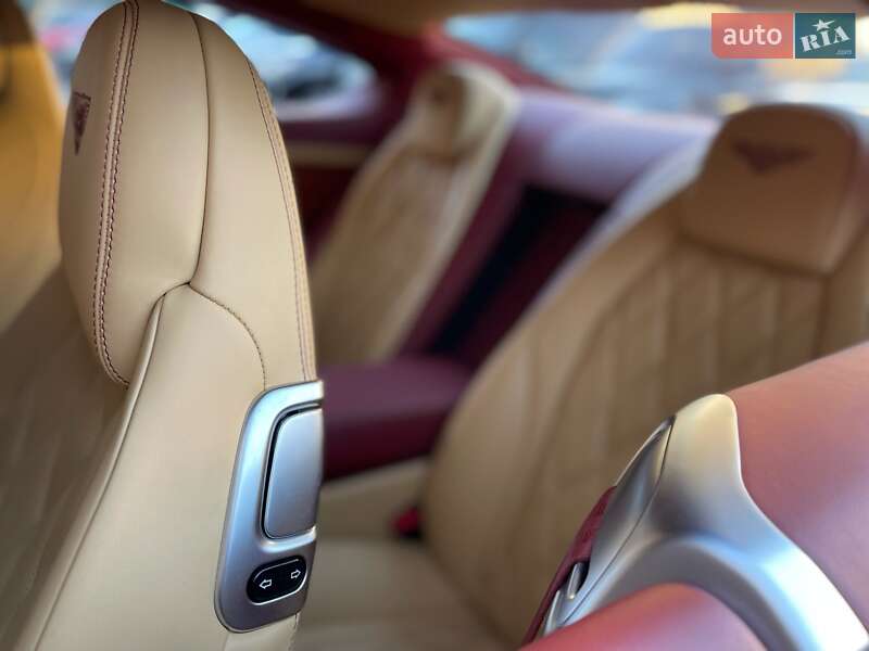 Купе Bentley Continental GT 2012 в Киеве