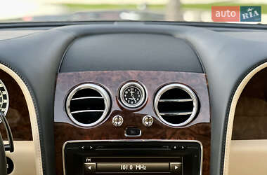Купе Bentley Continental GT 2011 в 