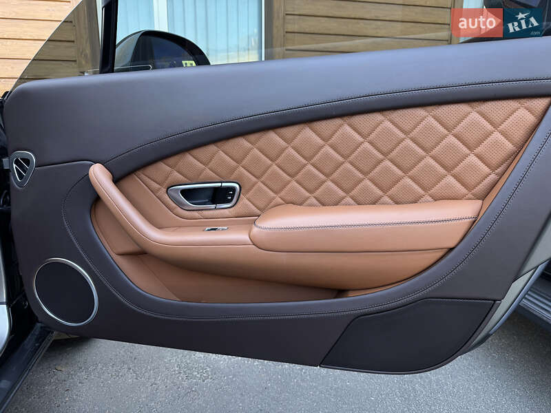 Купе Bentley Continental GT 2016 в Киеве