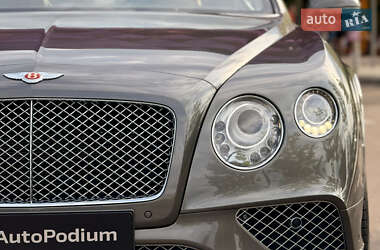 Купе Bentley Continental GT 2016 в 