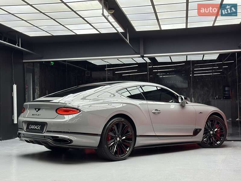 Купе Bentley Continental GT 2021 в Києві