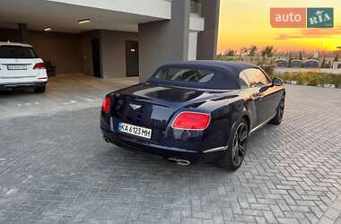 Купе Bentley Continental GT 2013 в 