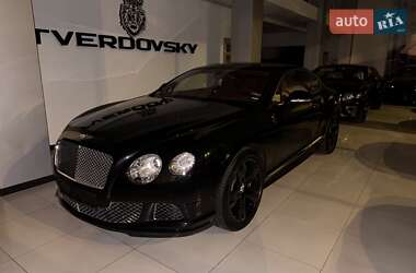 Купе Bentley Continental GT 2012 в 