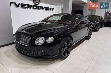 Купе Bentley Continental GT 2012 в 