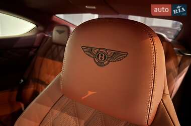 Купе Bentley Continental GT 2012 в 