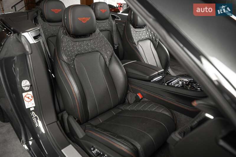 Кабриолет Bentley Continental GT 2022 в Одессе фото 41 Кабриолет Bentley Continental GT 2022 в Одессе
