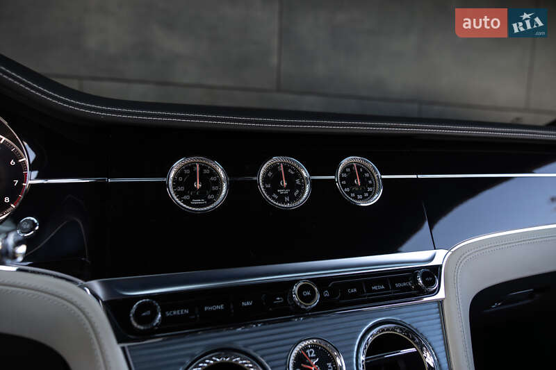 Купе Bentley Continental GT 2018 в Киеве фото 26 Купе Bentley Continental GT 2018 в Киеве