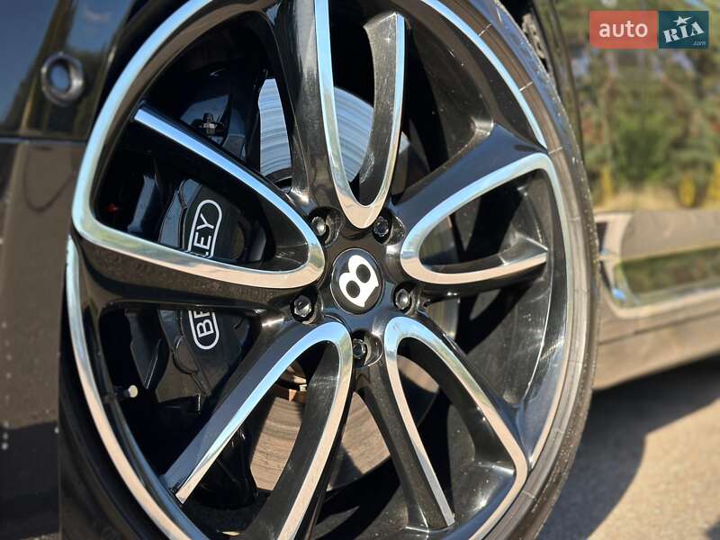 Купе Bentley Continental GT 2020 в Киеве