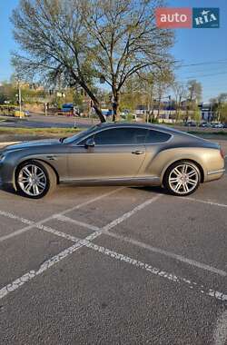 Купе Bentley Continental GT 2016 в 