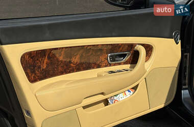 Купе Bentley Continental GT 2004 в 
