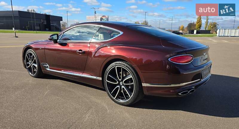 Купе Bentley Continental GT 2021 в Киеве фото 5 Купе Bentley Continental GT 2021 в Киеве