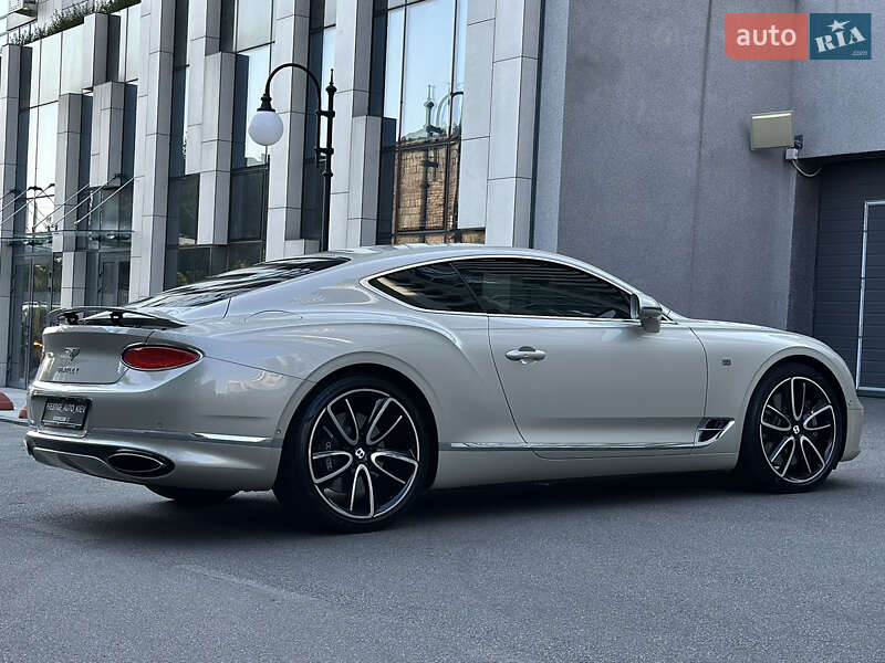 Купе Bentley Continental GT 2018 в Києві
