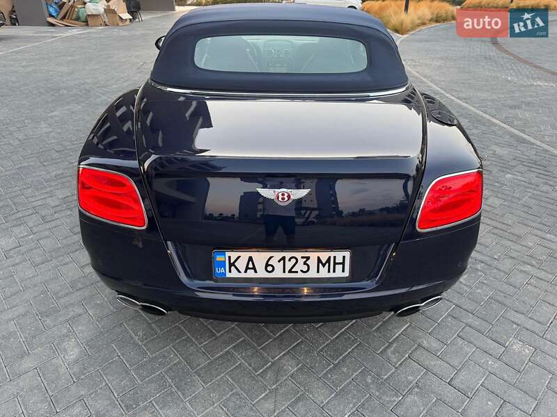 Купе Bentley Continental GT 2013 в Черновцах