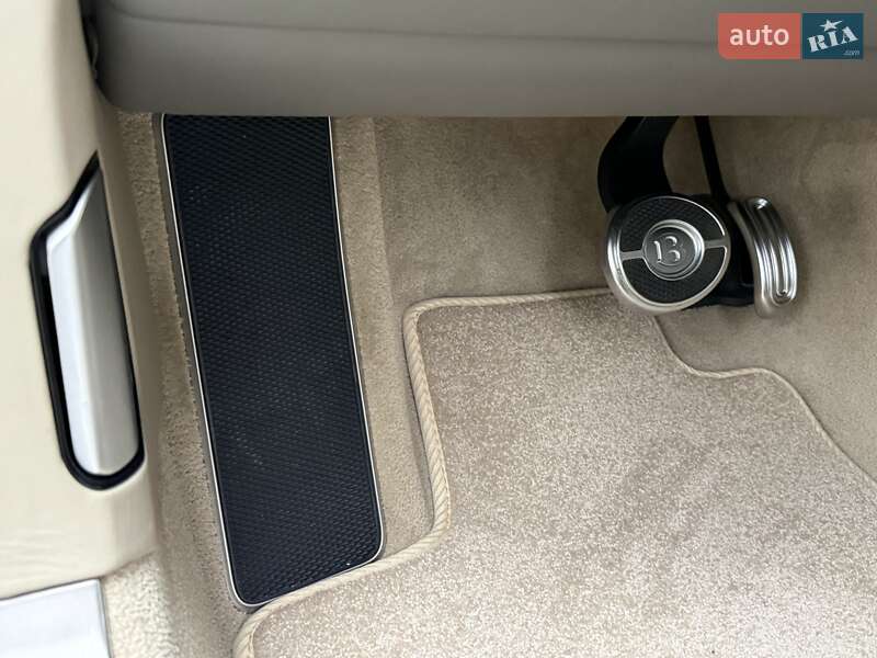 Купе Bentley Continental GT 2011 в Киеве фото 67 Купе Bentley Continental GT 2011 в Киеве