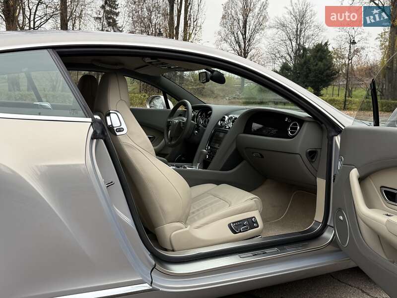 Купе Bentley Continental GT 2011 в Киеве фото 100 Купе Bentley Continental GT 2011 в Киеве