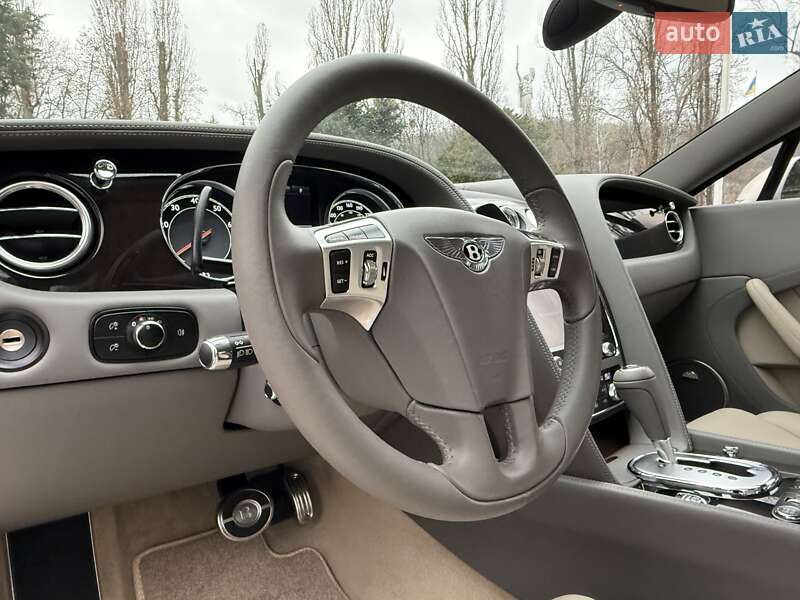 Купе Bentley Continental GT 2011 в Киеве фото 129 Купе Bentley Continental GT 2011 в Киеве