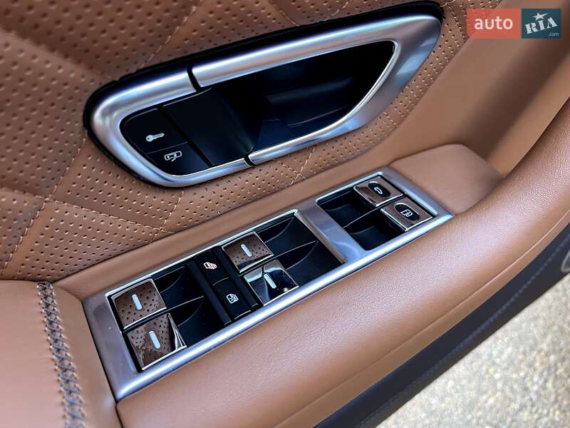 Купе Bentley Continental GT 2016 в Киеве фото 35 Купе Bentley Continental GT 2016 в Киеве