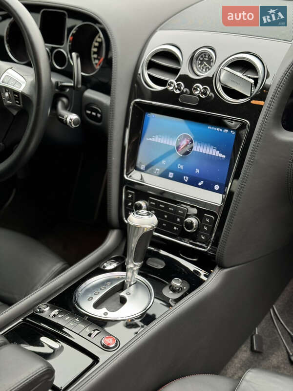 Купе Bentley Continental GT 2008 в Києві