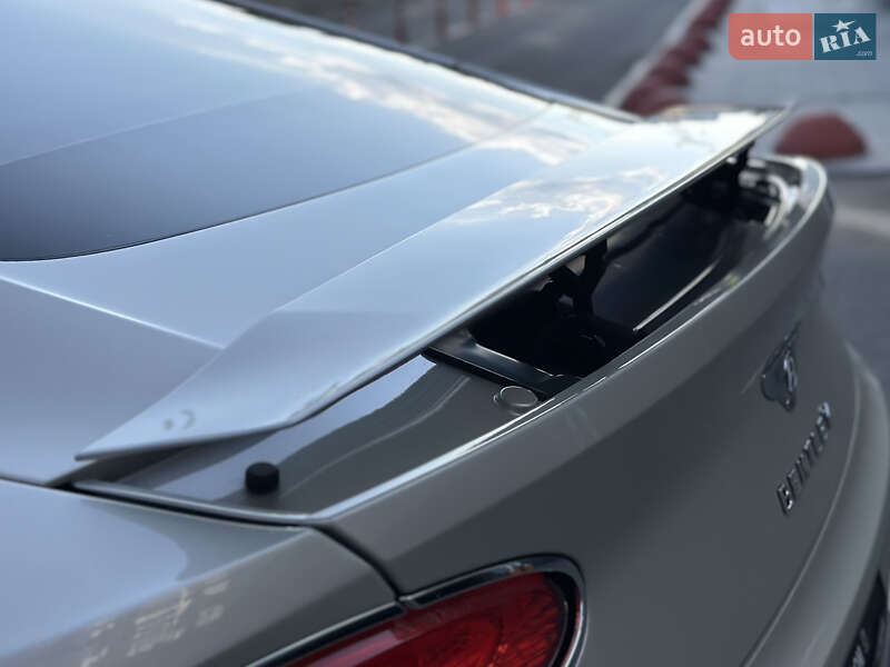 Купе Bentley Continental GT 2018 в Києві фото 42 Купе Bentley Continental GT 2018 в Києві