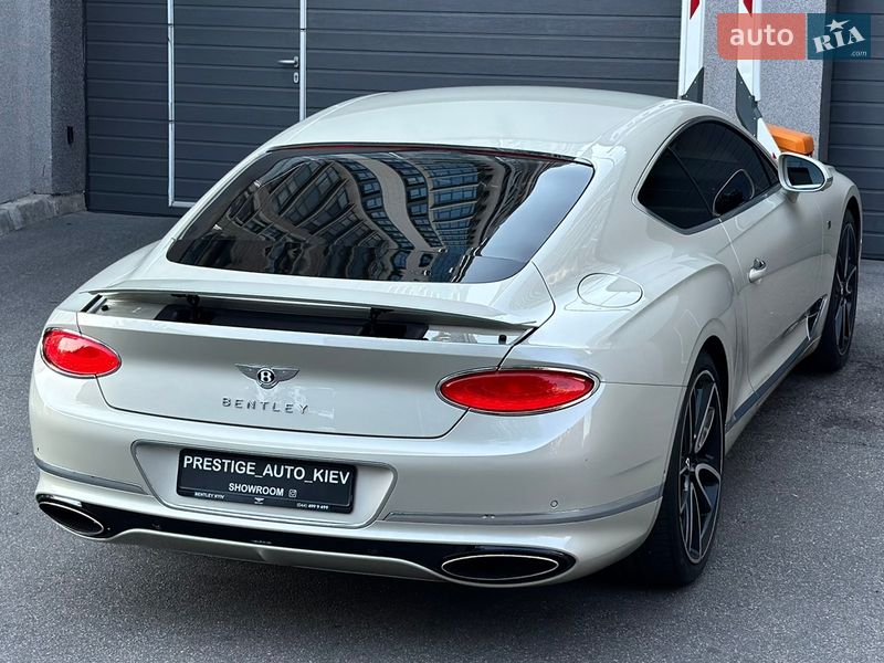 Купе Bentley Continental GT 2018 в Киеве