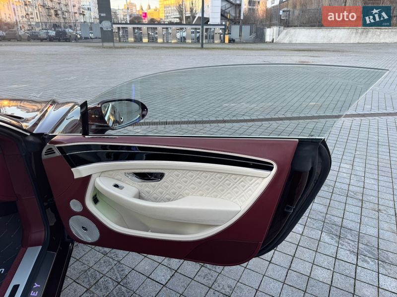 Купе Bentley Continental GT 2021 в Києві