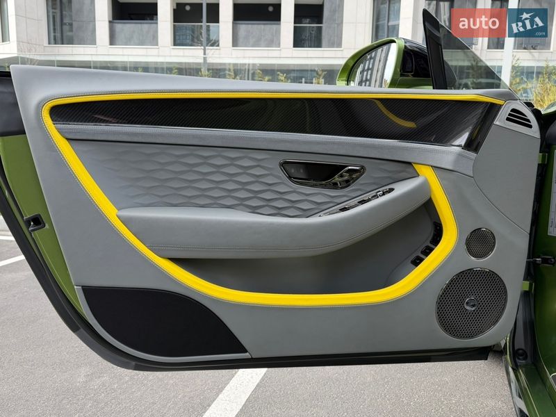 Купе Bentley Continental GT 2025 в Киеве