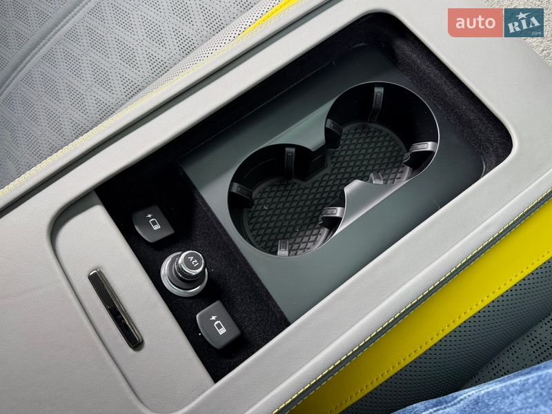 Купе Bentley Continental GT 2025 в Киеве