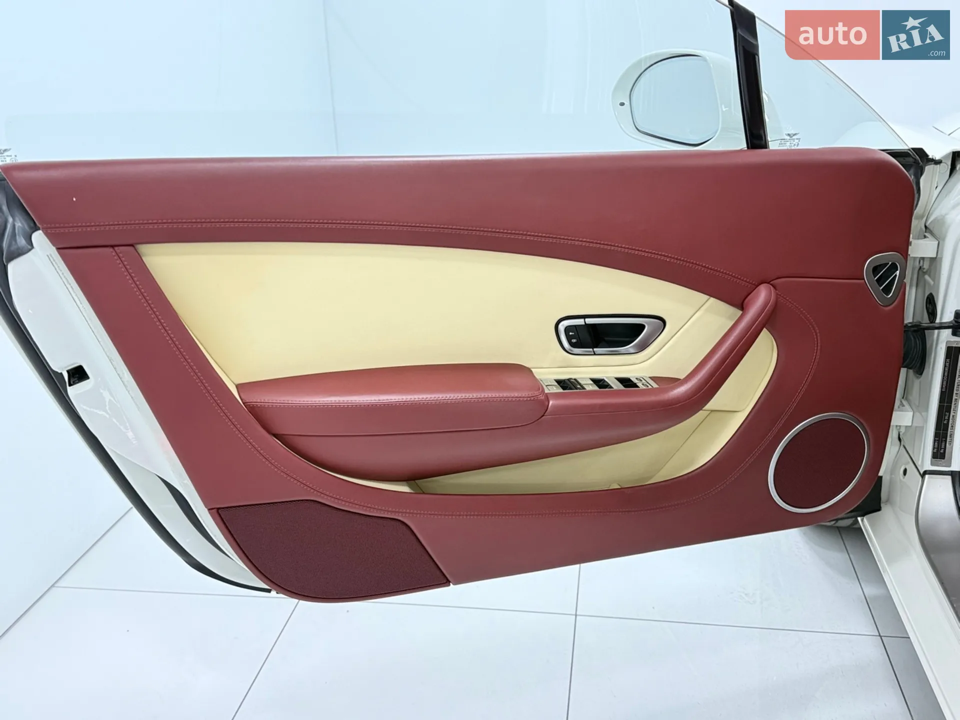 2014 Bentley Continental - мініатюра 18